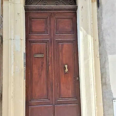 17 Rue Du Docteur Rostan * 앙티브