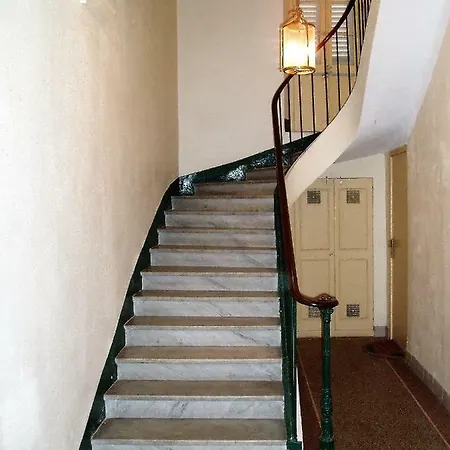 17 Rue Du Docteur Rostan * 앙티브
